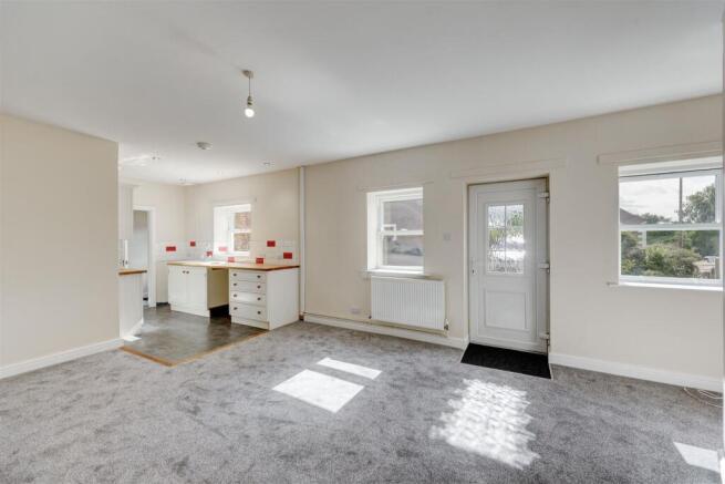 Lounge Kitchen