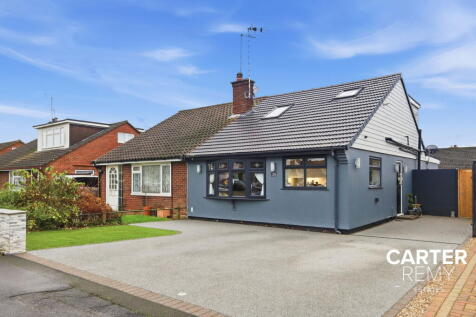 Central Avenue, Rochford, SS4