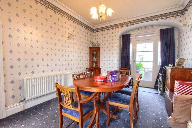4 bed Semi-Detached for sale Image 6