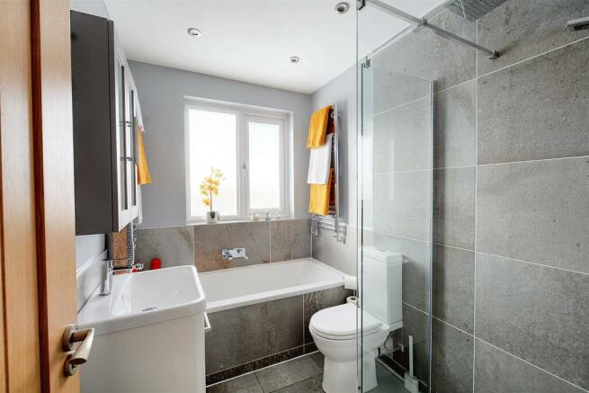 bathroom.jpeg