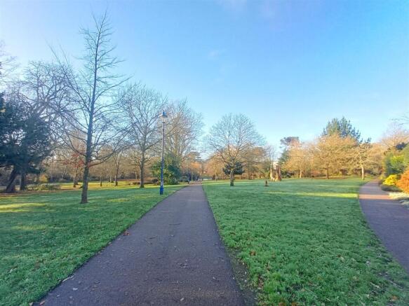Park2.jpg