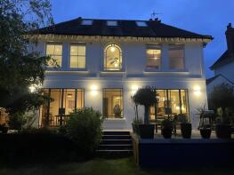 104 Silverdale House, Lyndhurst Road, Hove BN3 6FD