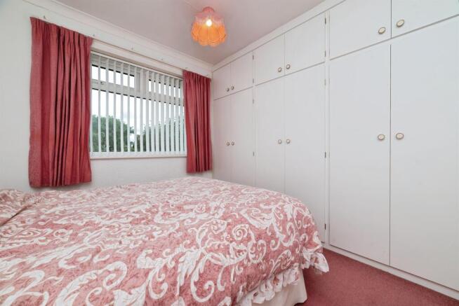 3 bed Semi-Detached for sale Image 11