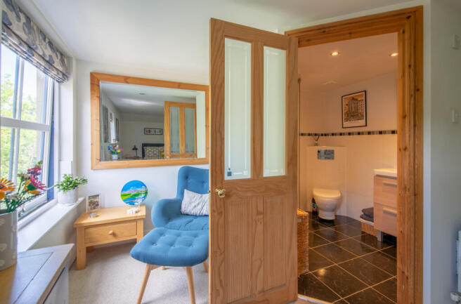 4 bed End of Terrace for sale Image 8