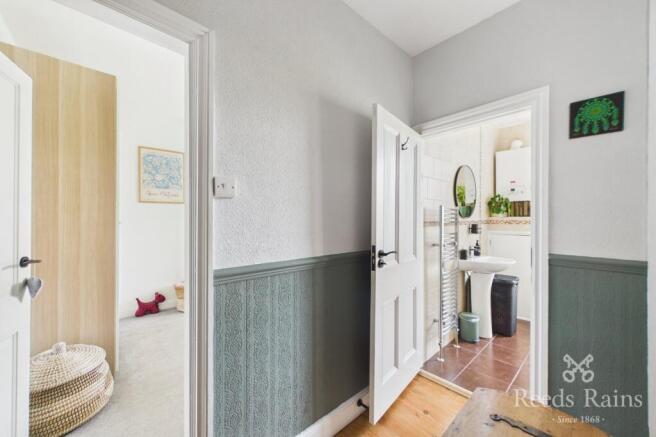 2 bed Semi-Detached for sale Image 8