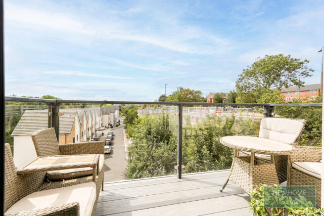 2 bed Flat for sale Image 8