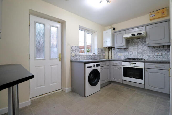 2 bed Semi-Detached for sale Image 6