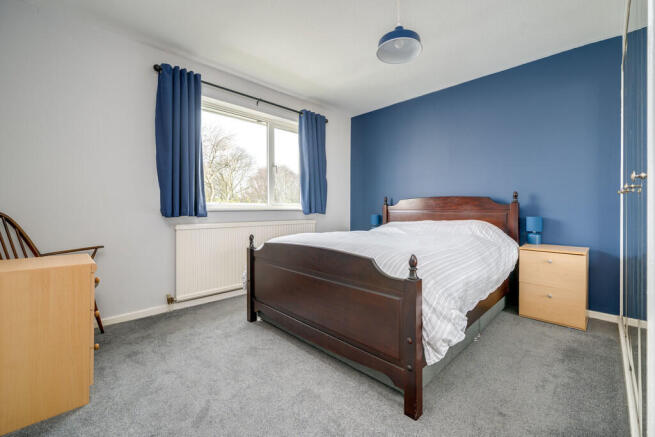 4 bed Detached for sale Image 11