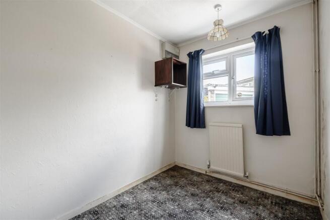 8466241-interior04.jpg