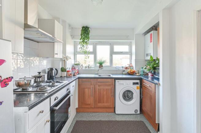South Norwood Hill, South Norwood, London, SE25 photo 3