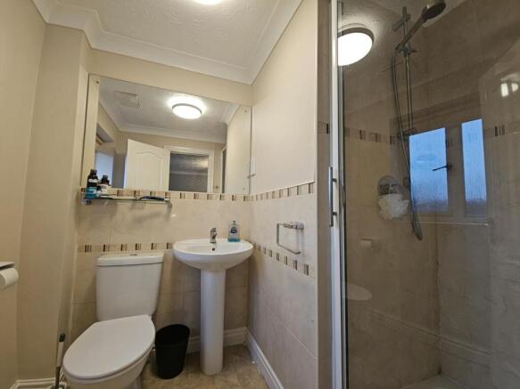 En-suite Shower Room/WC