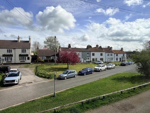 2 bed Terraced for sale Image 5