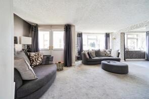 44, Newton Court, Roundhay, Leeds LS8 2PH