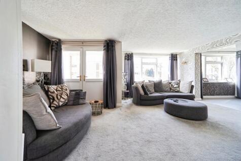 Newton Court, Leeds