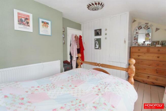 Master bedroom...jpg