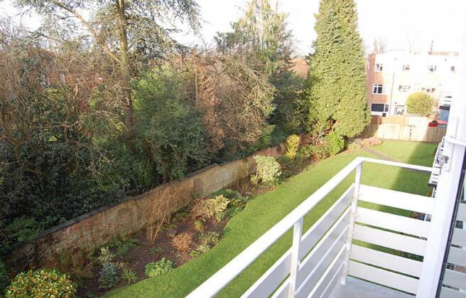 Balcony & Communal Garden