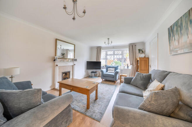 1402211-10-697251...