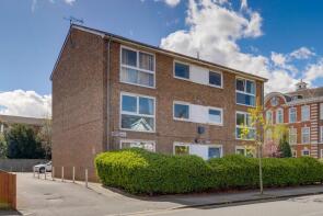 Flat 5, 48 Martin Court, Pelham Road, Wimbledon, London SW19 1NP