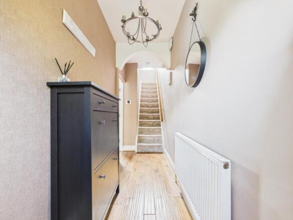 3 bed Terraced for sale Image 8