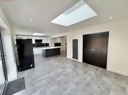 109, Wright Way, Bristol BS16 1WE