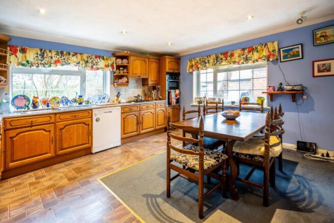 redworth bungalow-3.jpg