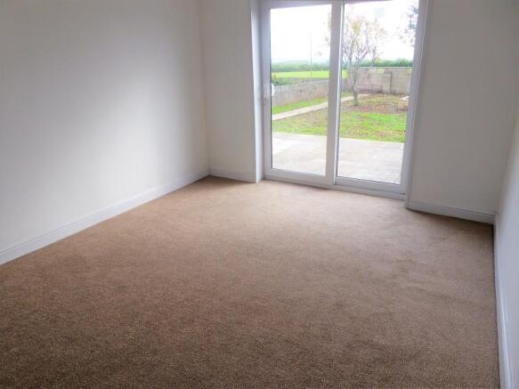 Master Bedroom/ Dining Room