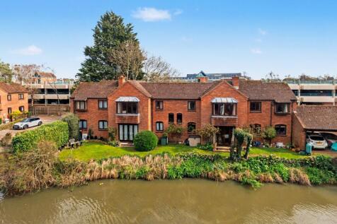 Warwick Road, Stratford-Upon-Avon, CV37
