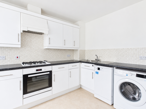 Bright, Clean Rental Kitchen