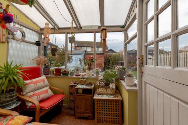 3 bed Terraced for sale Image 9