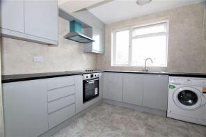 85a, Broadmead Avenue, Northampton NN3 2RA