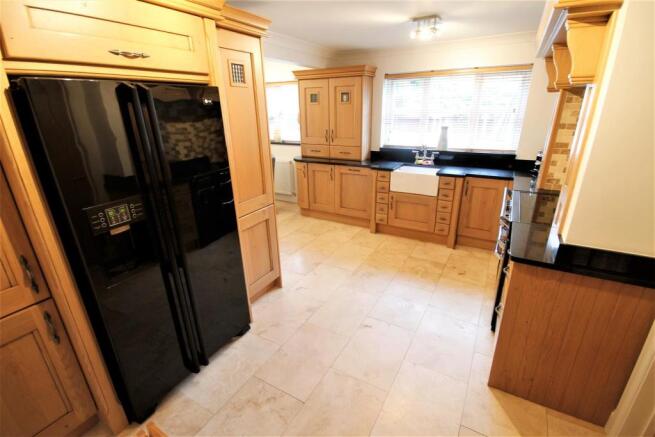 Further Kitchen Image