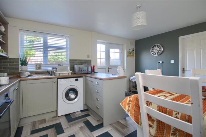 4 bed Detached for sale Image 6