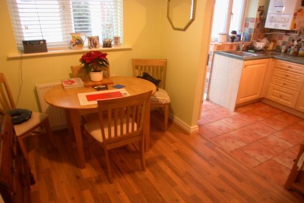 Dining Kitchen Image 2