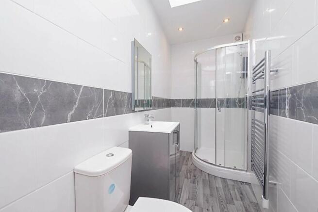 1 bed Apartment to rent Image 7