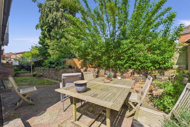 CAM01085G0-PR0558...