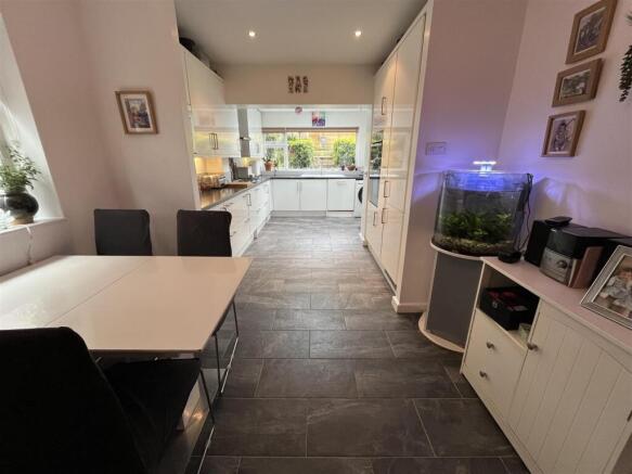 5 Derwen IMG_9914.jpeg