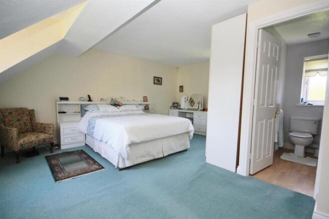 BEDROOM 1