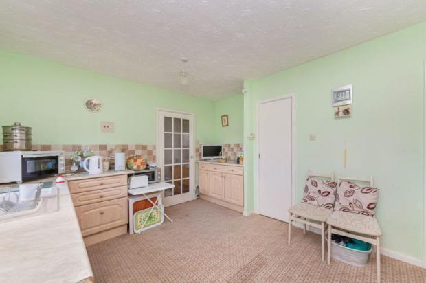 Kitchen/Breakfast Rm