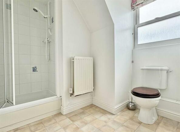 Shower Room 2.jpg