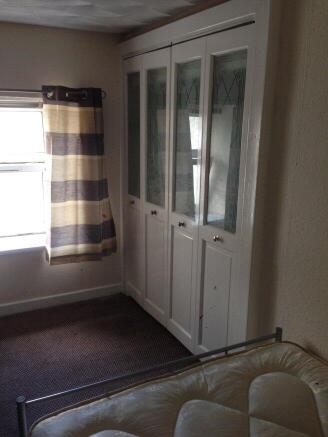 castle-street-cf37-1ta-893424