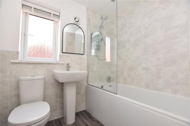 3 bed Detached for sale Image 8