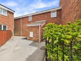 83, Curlew Close, Bransholme, Kingston Upon Hull HU7 4SY