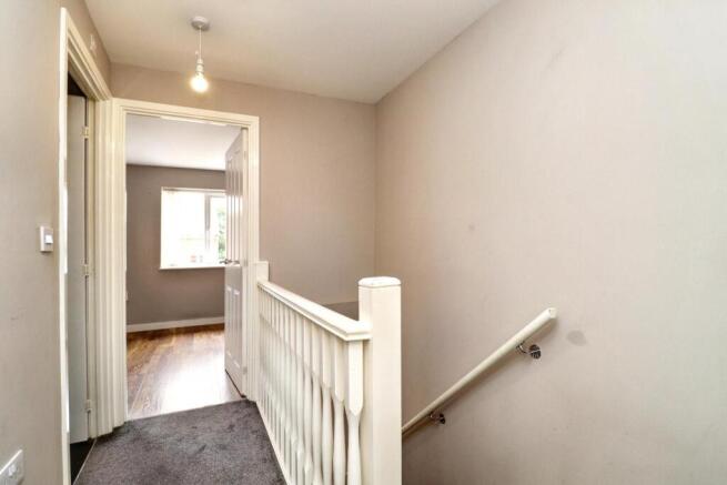 3 bed Semi-Detached for sale Image 10
