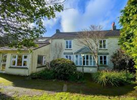 Lanjouick, Tubbon Hill, Truro TR3 7DW