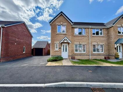 Woodfieldside Road, Gellihaf, NP12