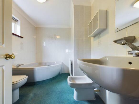 en-suite bathroom