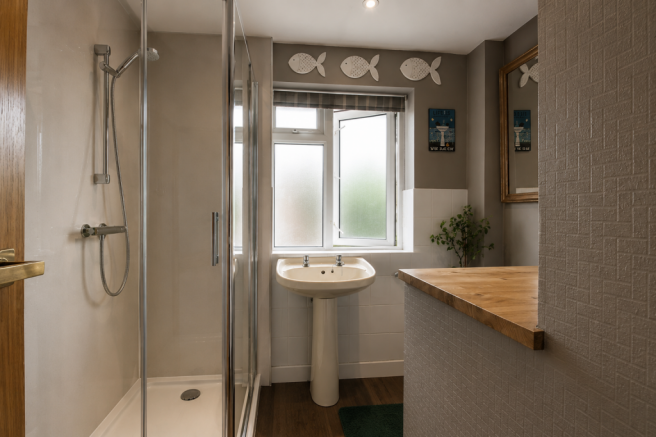 3 bed Town House for sale Image 10