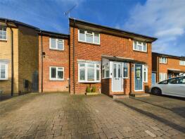 69, Juniper Way, Romford RM3 0XQ