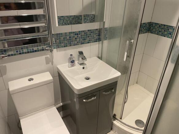 1 bed Flat to rent Image 4