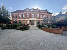 Flat 5, 22 Sereno House, Beech Hill, Barnet EN4 0JP